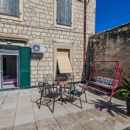 Seafront Apartments Karlo Kaštela Екстериор снимка