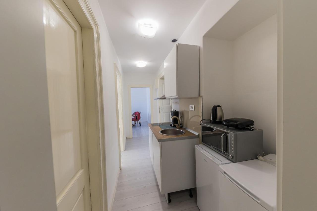 Seafront Apartments Karlo Kaštela Екстериор снимка
