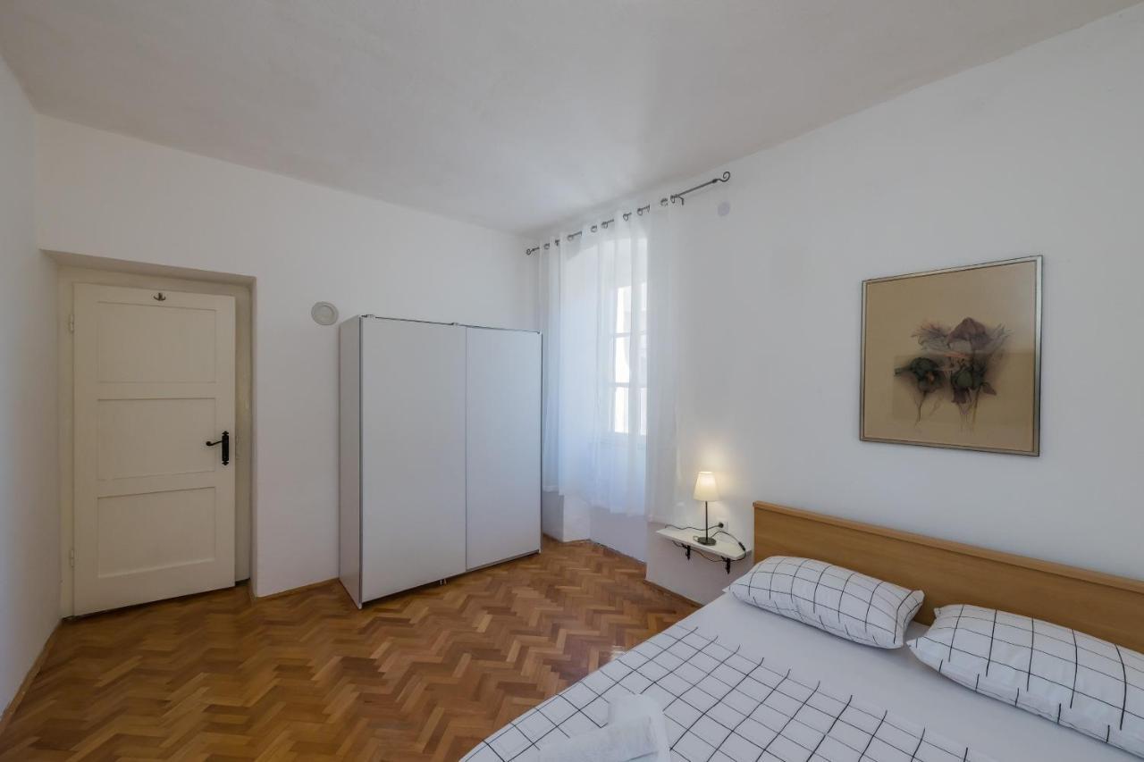 Seafront Apartments Karlo Kaštela Екстериор снимка